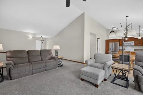 2803 Pendleton Drive Cedar Falls IA 50613