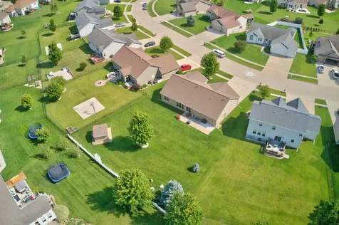 2803 Pendleton Drive Cedar Falls IA 50613