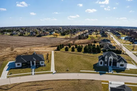 1826 Breckenridge Street Cedar Falls IA 50613