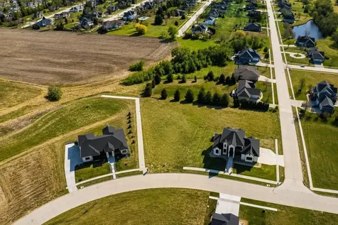 1826 Breckenridge Street Cedar Falls IA 50613