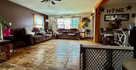 210 Johnston Street Gladbrook IA 50635