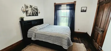 1862 Timber Avenue Charles City IA 50616