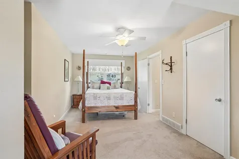 1535 Maxine Avenue Waterloo IA 50701