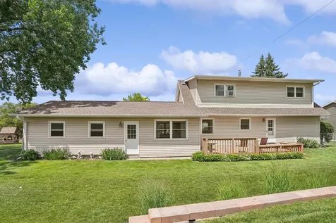 1535 Maxine Avenue Waterloo IA 50701