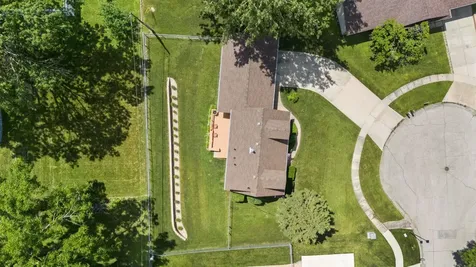 1535 Maxine Avenue Waterloo IA 50701