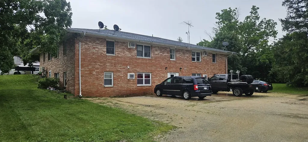 732 High Street Arlington IA 50606