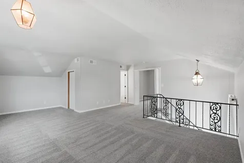 927 W 14th Street Cedar Falls IA 50613