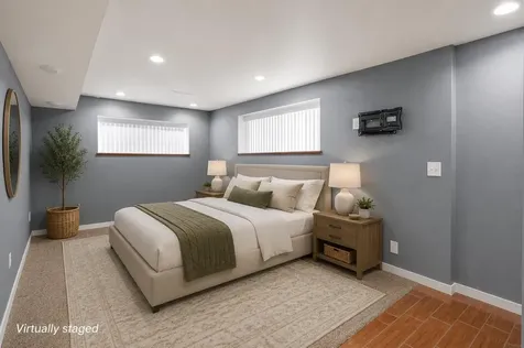 927 W 14th Street Cedar Falls IA 50613