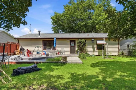 1619 Wakonda Drive Waterloo IA 50703