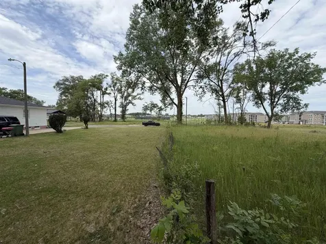Lots 12 & 13 Homer Street Waterloo IA 50703