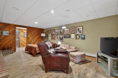 804 Walden Lane Grundy Center IA 50638