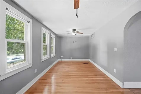 1518 11th Street Eldora IA 50627