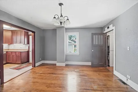 1518 11th Street Eldora IA 50627
