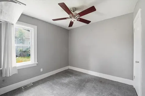 1518 11th Street Eldora IA 50627