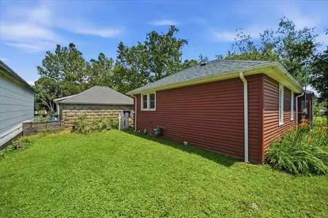 1518 11th Street Eldora IA 50627