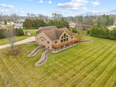 101 E 13th Street Sumner IA 50674