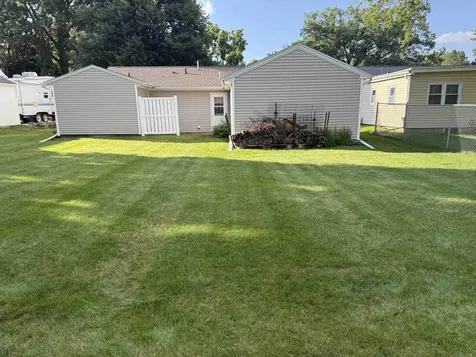 1309 SW 2nd Avenue Waverly IA 50677