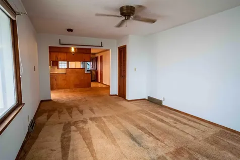 20051 O Avenue Grundy Center IA 50638