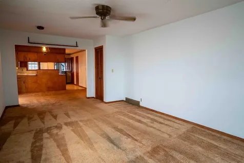 20051 O Avenue Grundy Center IA 50638