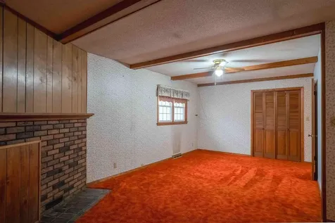20051 O Avenue Grundy Center IA 50638
