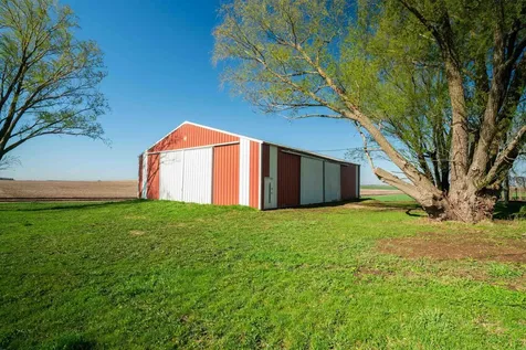20051 O Avenue Grundy Center IA 50638