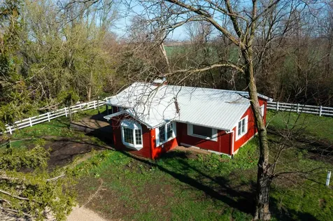20051 O Avenue Grundy Center IA 50638