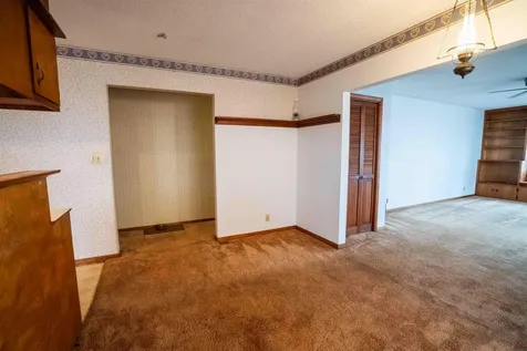 20051 O Avenue Grundy Center IA 50638