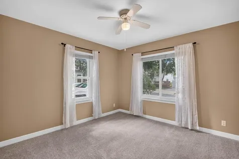115 Carolina Avenue Waterloo IA 50701