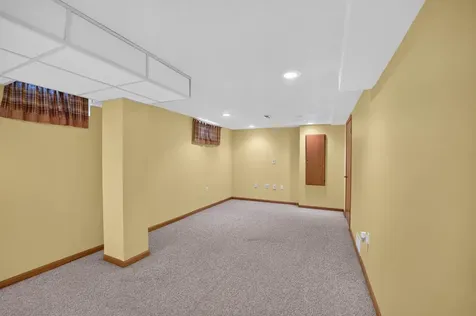 115 Carolina Avenue Waterloo IA 50701