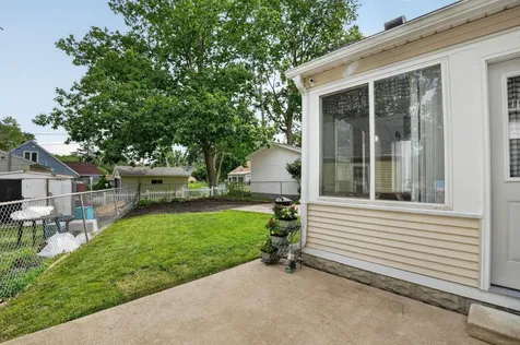 115 Carolina Avenue Waterloo IA 50701