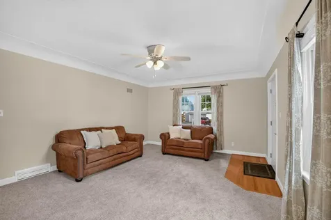 115 Carolina Avenue Waterloo IA 50701
