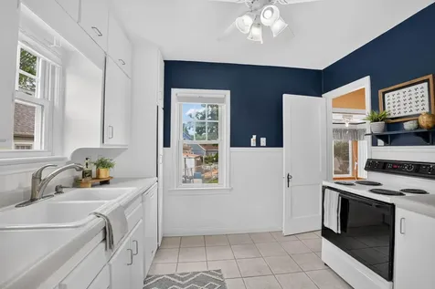 115 Carolina Avenue Waterloo IA 50701