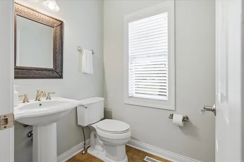1119 Lakeview Drive Cedar Falls IA 50613