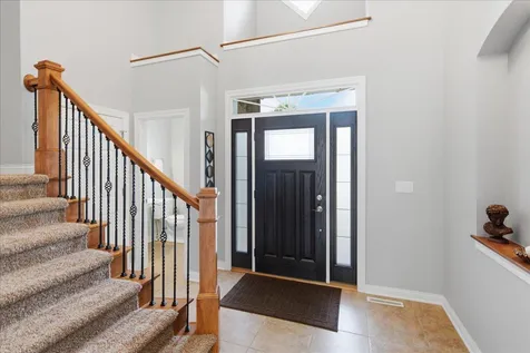 1119 Lakeview Drive Cedar Falls IA 50613