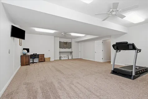 1119 Lakeview Drive Cedar Falls IA 50613