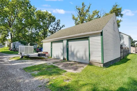 808 5th Avenue NE Independence IA 50644