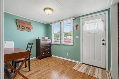 808 5th Avenue NE Independence IA 50644