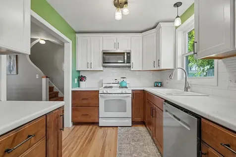 808 5th Avenue NE Independence IA 50644