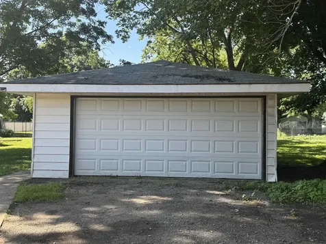 200 16th Avenue Charles City IA 50616