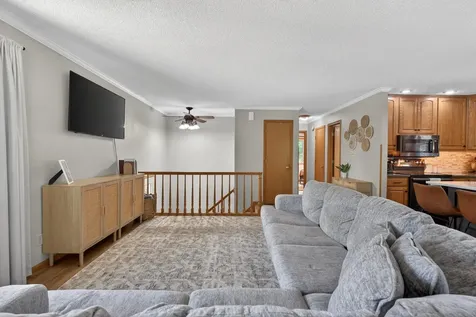 208 NW 23rd Street Waverly IA 50677
