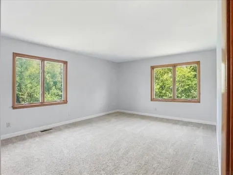 144 Amity Drive Waterloo IA 50701