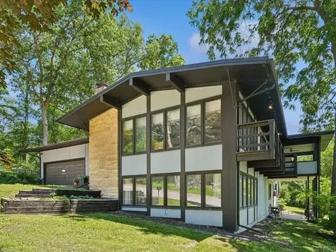 144 Amity Drive Waterloo IA 50701