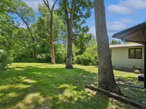 144 Amity Drive Waterloo IA 50701