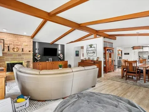 144 Amity Drive Waterloo IA 50701