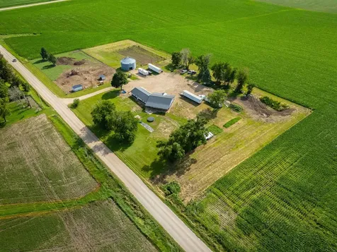 2326 K Avenue Toledo IA 52342