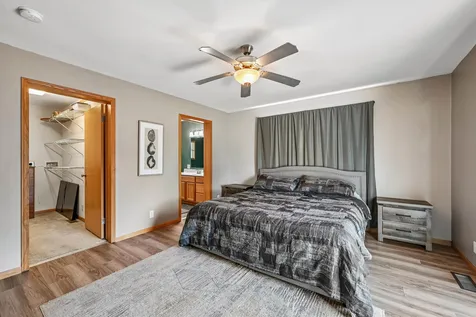 2590 Meadow View Drive Urbana IA 52345