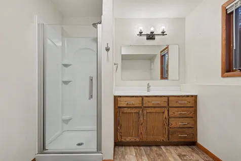 2117 Tilbury Road Waterloo IA 50701