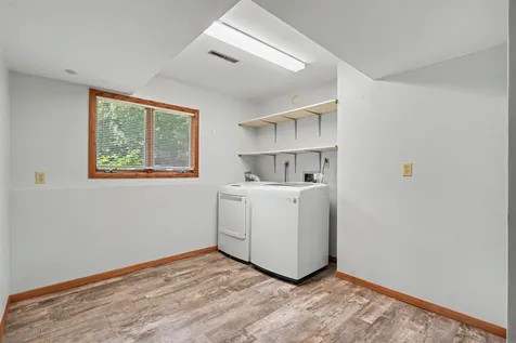 2117 Tilbury Road Waterloo IA 50701