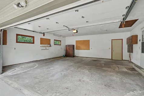 2117 Tilbury Road Waterloo IA 50701