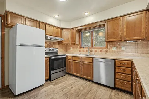 2117 Tilbury Road Waterloo IA 50701
